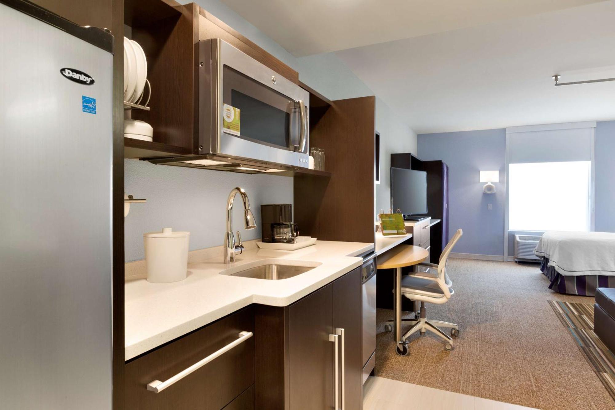 Home2 Suites By Hilton Hasbrouck Heights Bagian luar foto