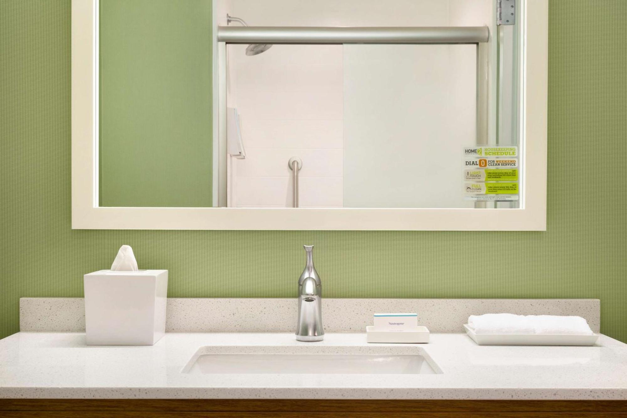 Home2 Suites By Hilton Hasbrouck Heights Bagian luar foto
